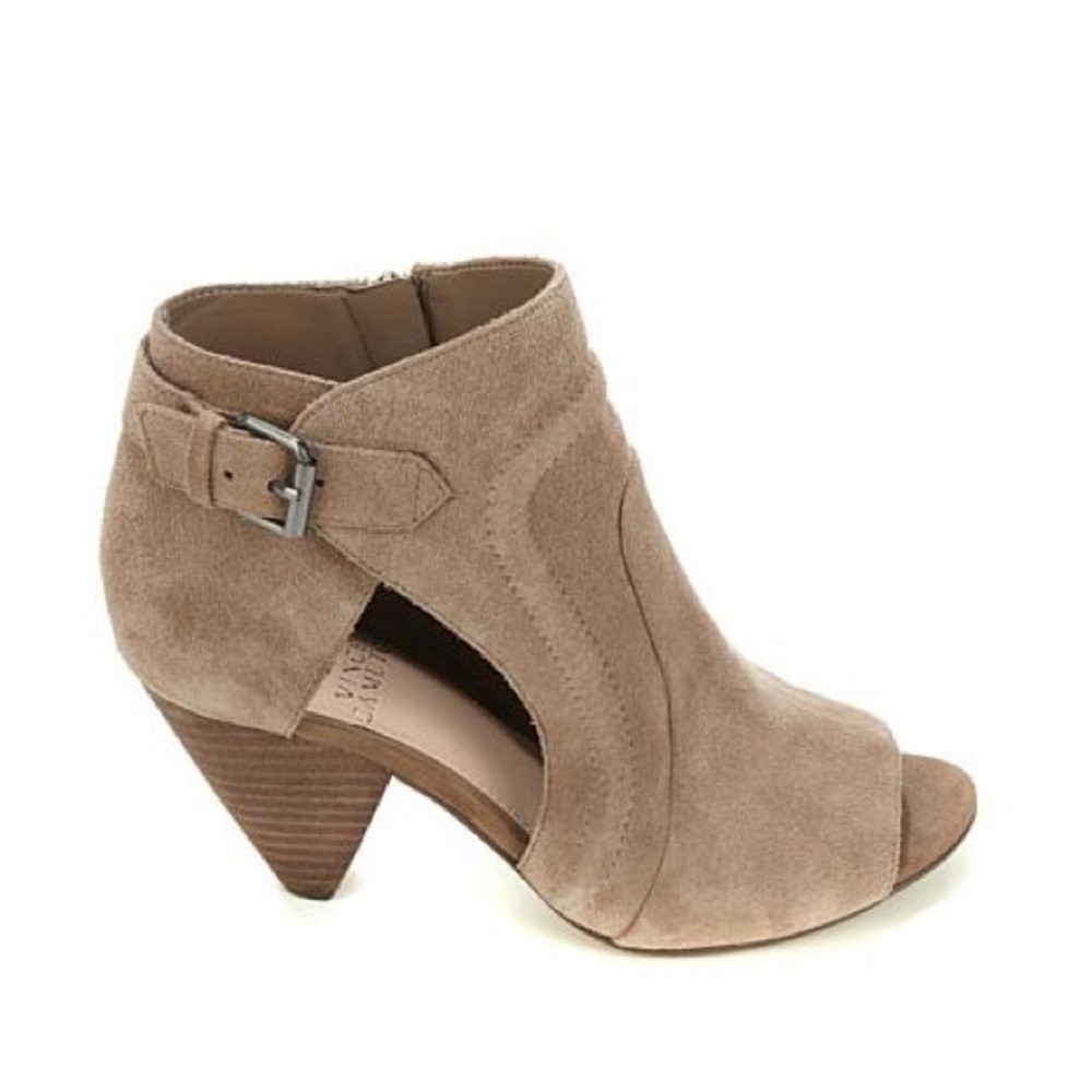 Vince Camuto Shoes - New
